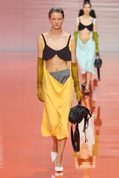 Look 51